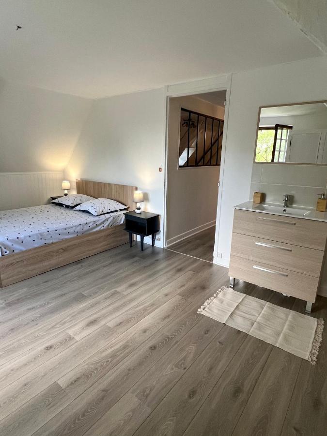 Vakantiehuis Superbe A La Campagne Avec Grand Jardin Et Prive