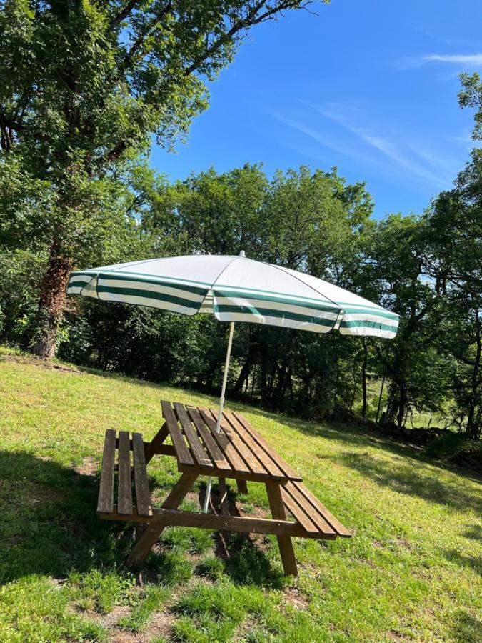 Vakantiehuis Superbe A La Campagne Avec Grand Jardin Et Prive Balaguier-d'Olt