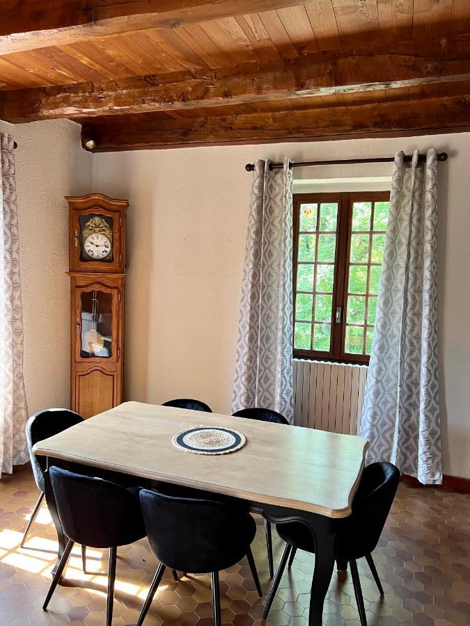 Vakantiehuis Superbe A La Campagne Avec Grand Jardin Et Prive *